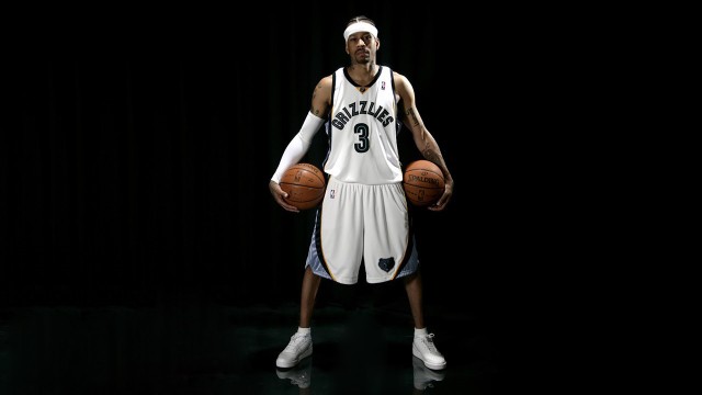 法兰克福主场大胜，德甲争冠形势岌岌可危，法兰克福比赛比分是多少