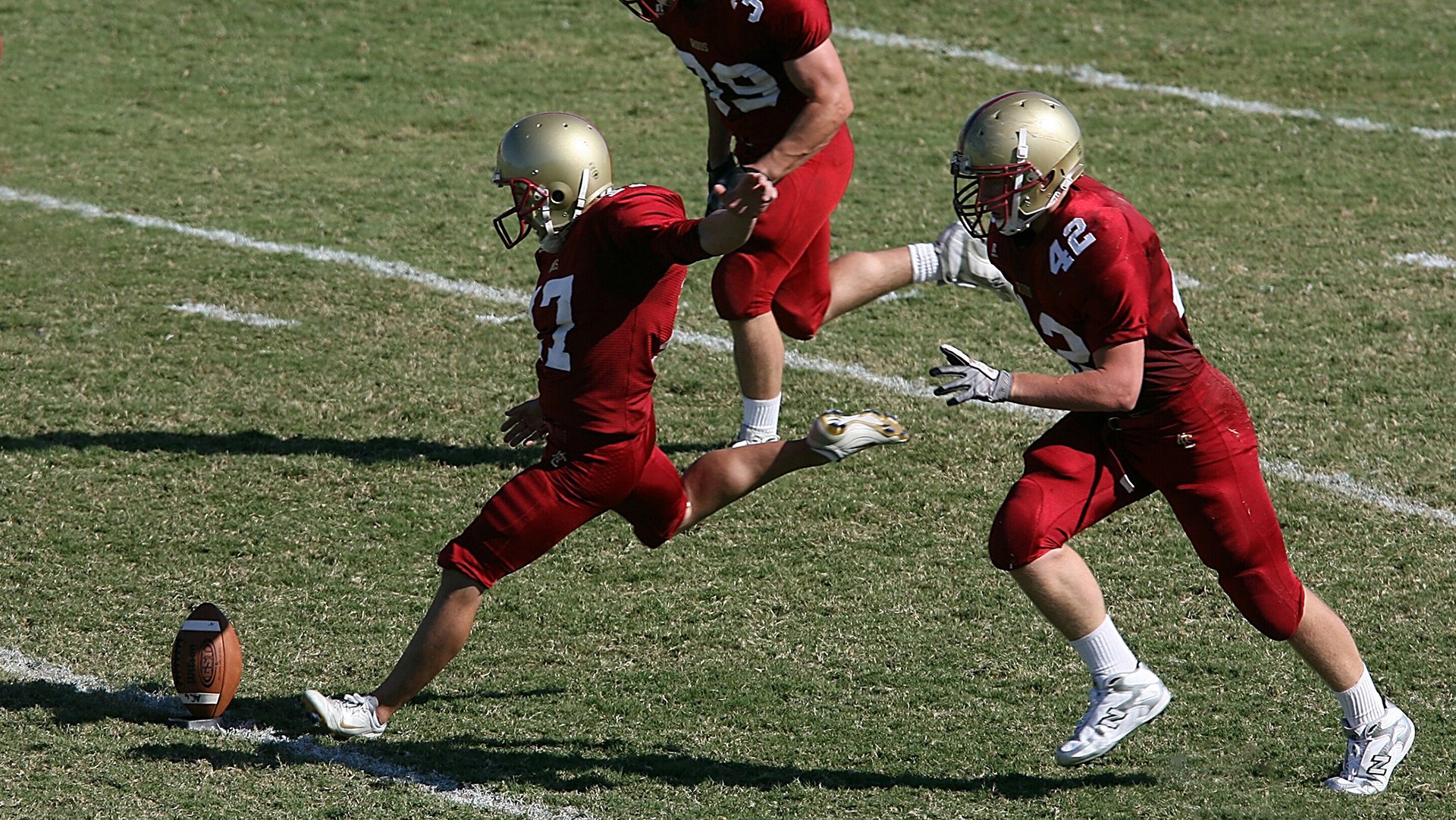 北马其顿队在欧洲比赛中取得历史性胜利，北马其顿闯进欧洲杯