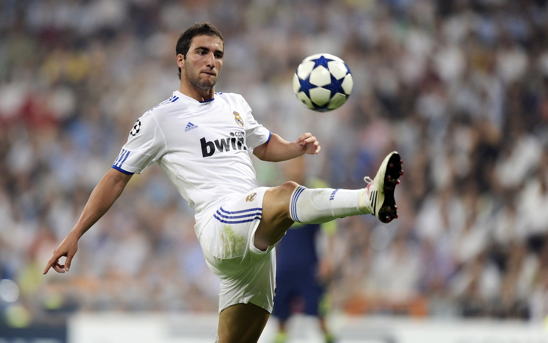 足球精英联赛举办地逐步向二三线城市拓展，足球精英青训